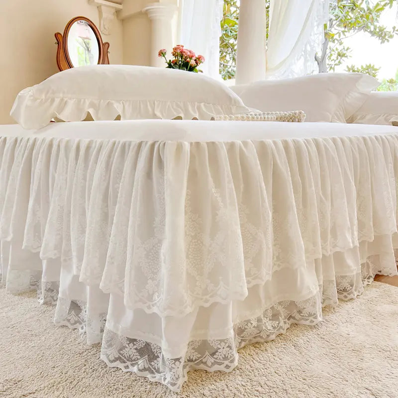 French Princess Lace Bed Skirt, Elegant Warm Mattress Protector, All-Season Washable Bedding for Bedroom, Guest Room, Hotel or Dorm Decor